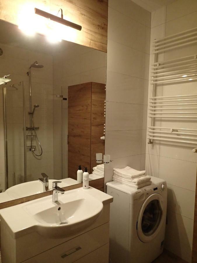 Apartament Dla Ciebie Z Tarasem I Garazem Kołobrzeg Buitenkant foto
